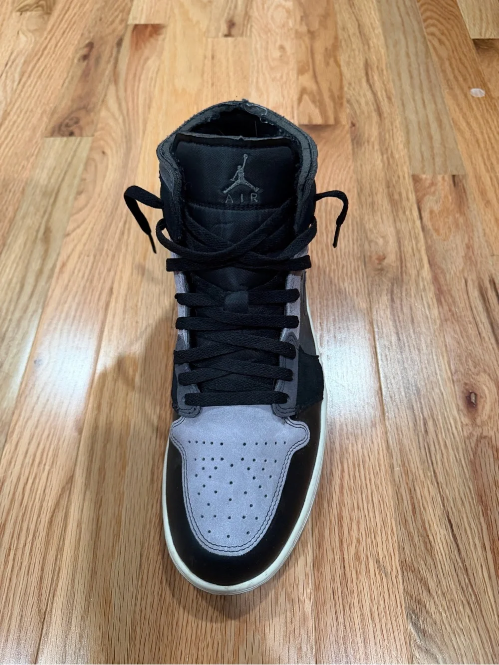 Jordan official shoe